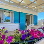 Apartman La Maison Blue A 100 Mt Dal Mare - Holiday2pet,com -
