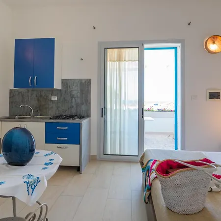 La Maison Blue A 100 Mt Dal Mare - Holiday2pet,com - Apartman *